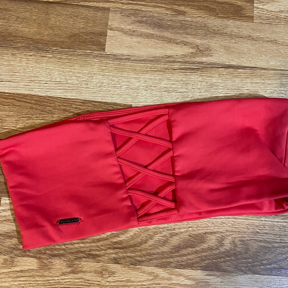 Alphalete Swim Top